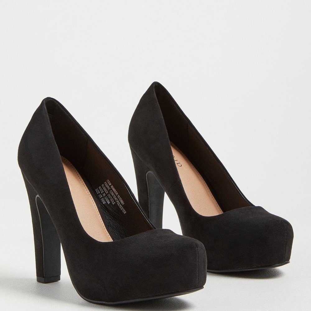 Torrid Platform Pump Faux Suede- Black 10.5WW